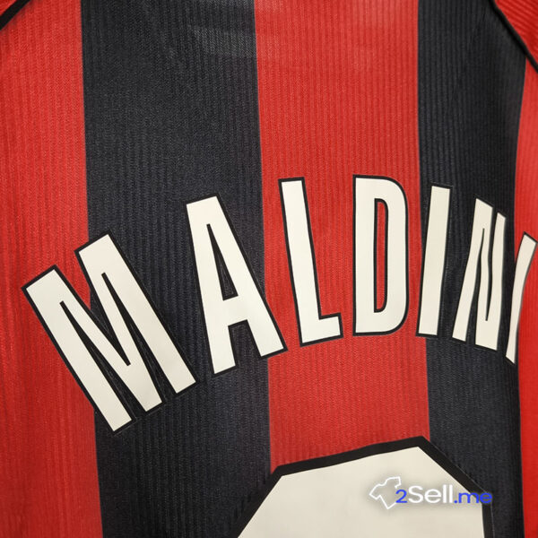 Prima Maglia Retrò AC Milan 98/99 Maldini (Versione Fan) - Taglia M - immagine 10