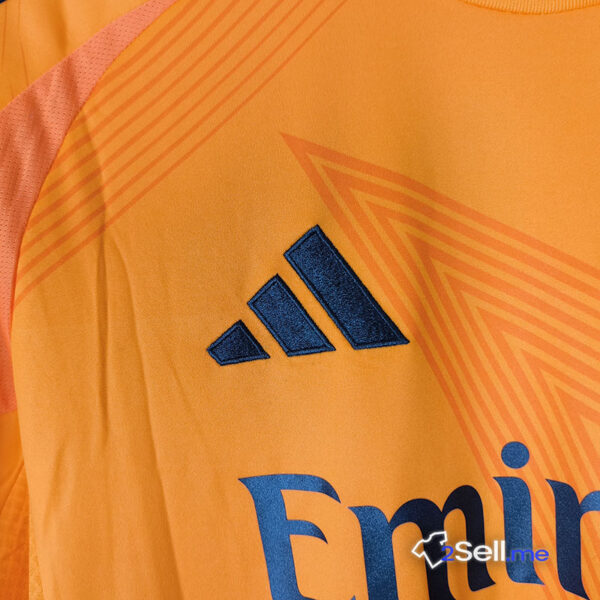 Seconda Maglia Real Madrid 24/25 Camavinga (Versione Fan) - Taglia M - immagine 4